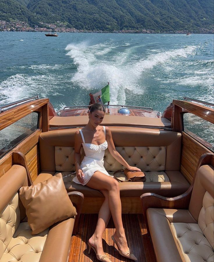 APOSTOLOPOULOS LLC